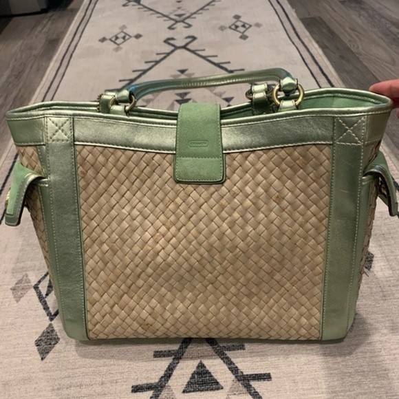 Mettalic green woven woven rattan and suede hand bag mo4k-4433 - Picture 2 of 9